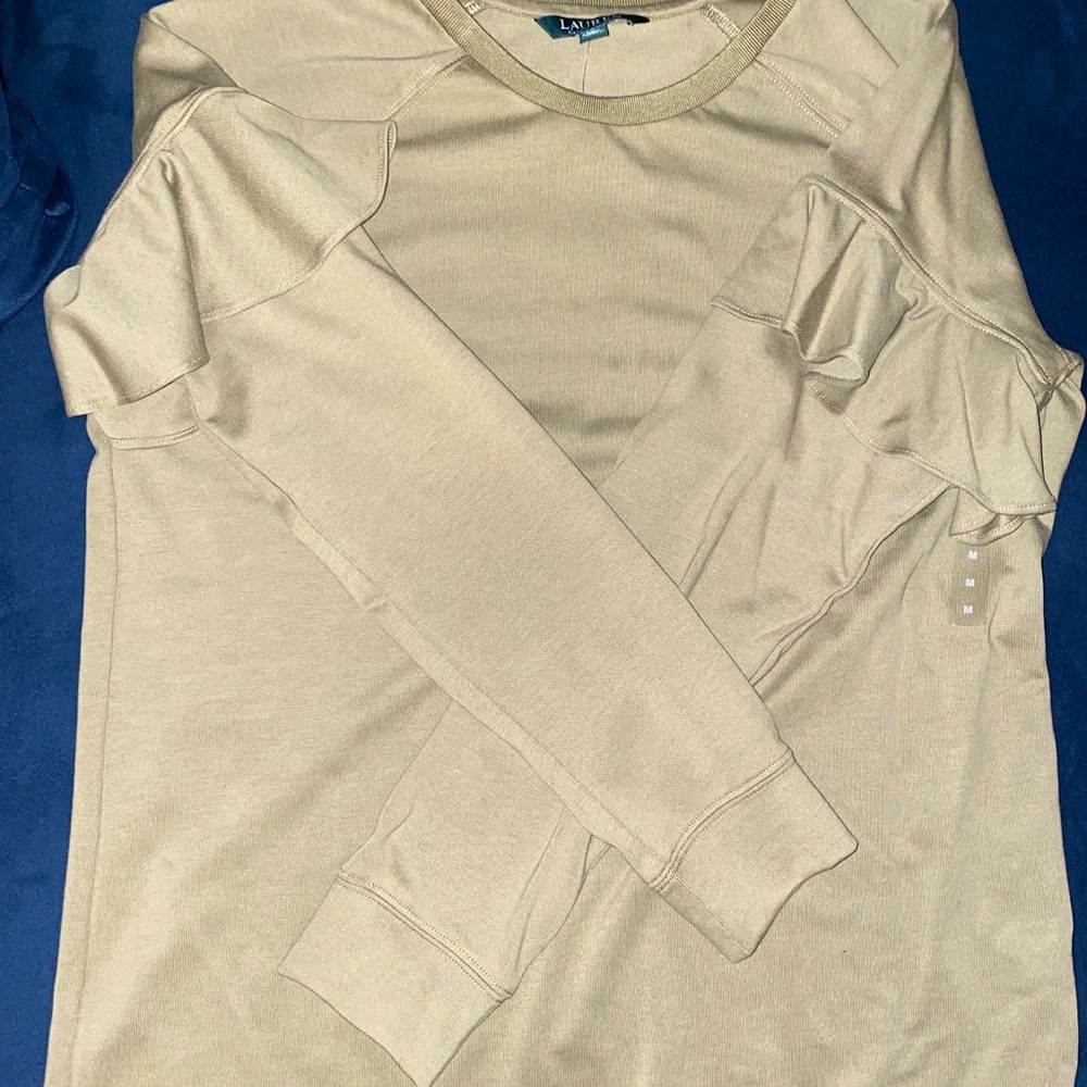 Lauren Ralph Lauren- ruffle sleeve shirt